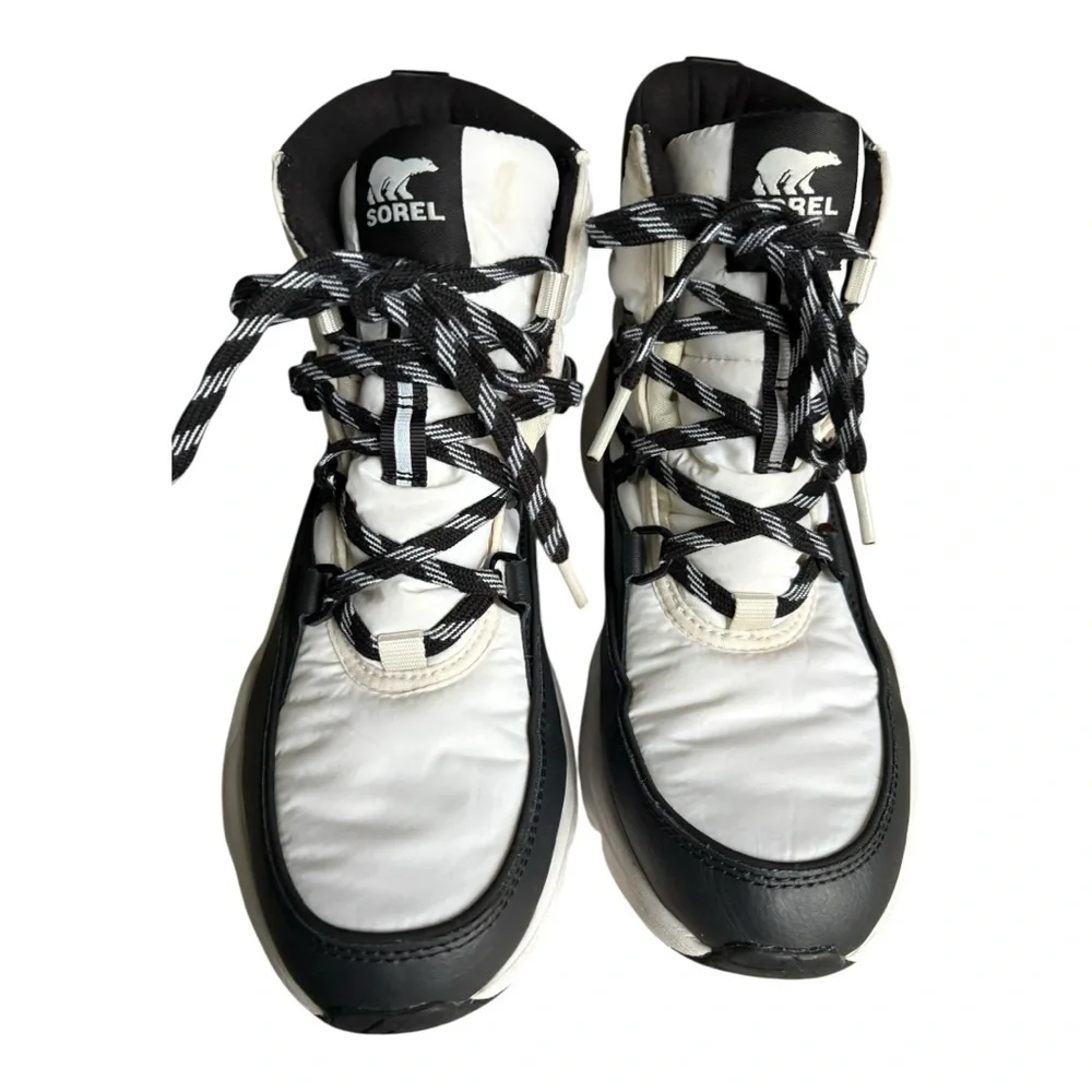 SOREL KINETIC RNEGD SPORT Waterproof Outdoor Boot Black White size 10.